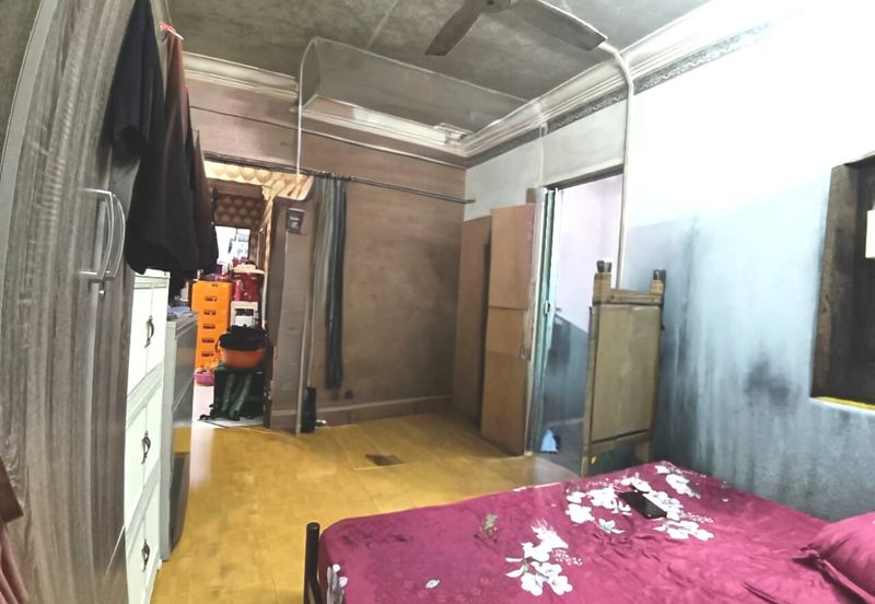 Lily & Jasmine Apartment