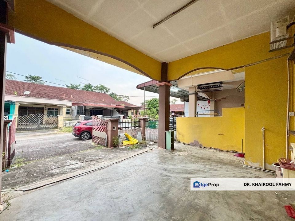 Taman Putrimas Simpang Renggam Non Bumi Single Storey Terrace Renovated, Johor, Simpang Renggam