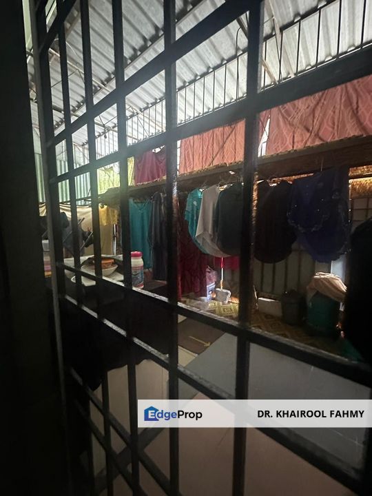 Taman Manis Parit Raja Batu Pahat Single Storey Terrace, Johor, Parit Raja