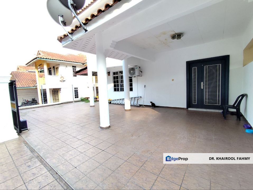 Taman Mawar Pasir Gudang Semi D Double Storey Open Facing Renovated, Johor, Pasir Gudang