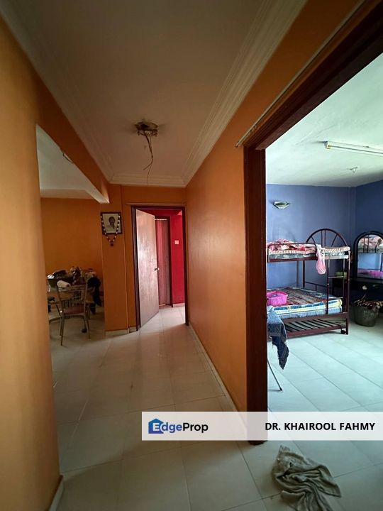Kluang Flat Haji Manan Level 2 Renovated, Johor, Kluang