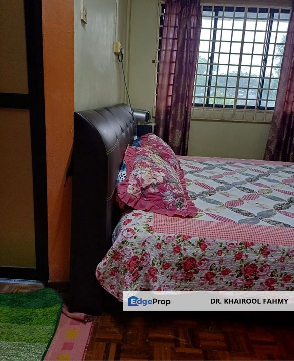Taman Banang Jaya Batu Pahat Double Storey Terrace Renovated Open Facing, Johor, Batu Pahat