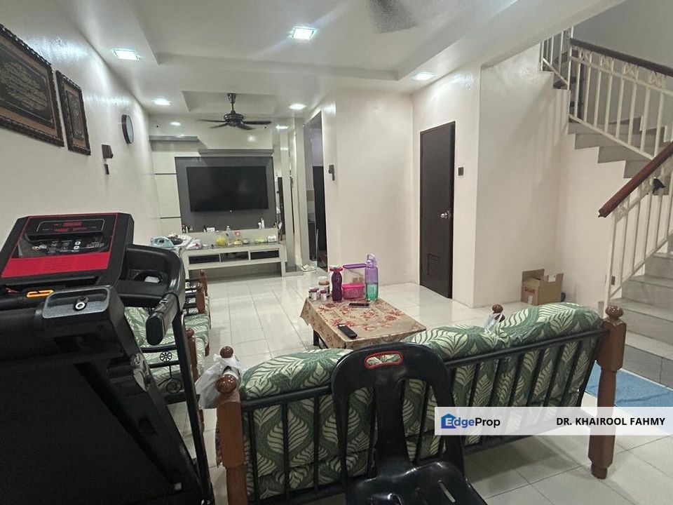 Taman Nusa Damai Pasir Gudang Renovated Double Storey Terrace Open Facing NON Bumi, Johor, Pasir Gudang