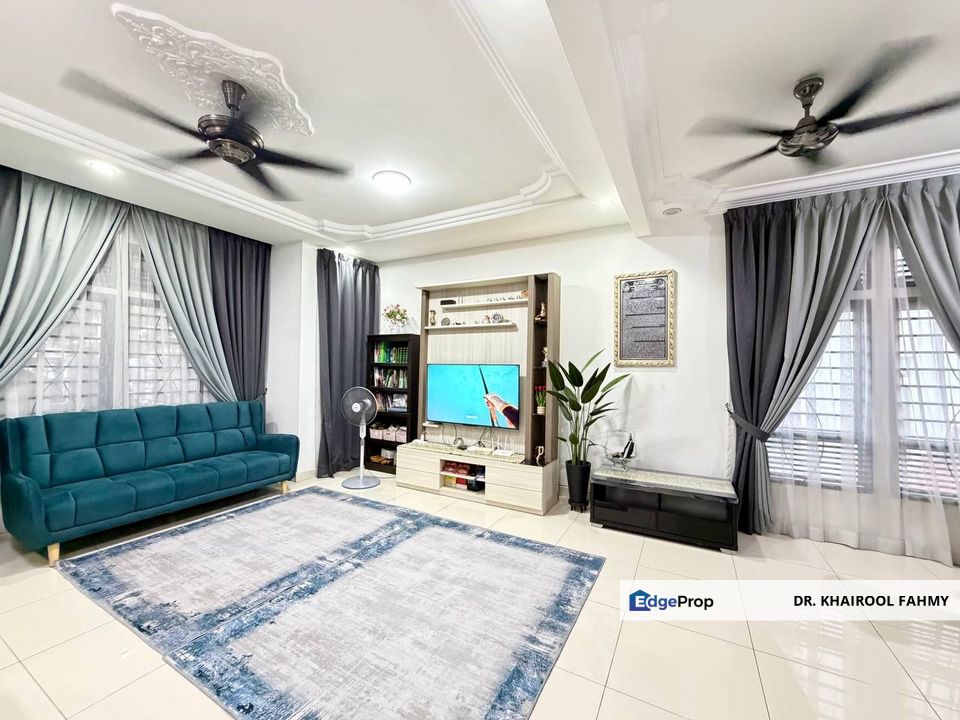 Taman Bukit Dahlia END LOT Pasir Gudang Double Storey Terrace Renovated - NON BUMI, Johor, Pasir Gudang