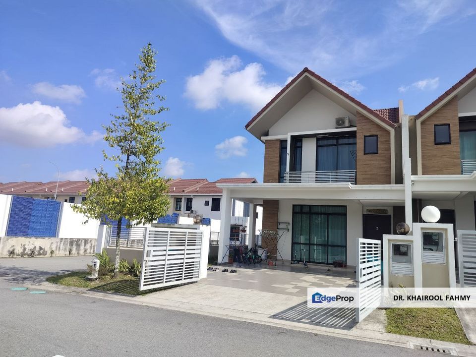 Senadi Hills Iskandar Puteri Doubel Storey Terrace End Lot, Johor, Nusajaya