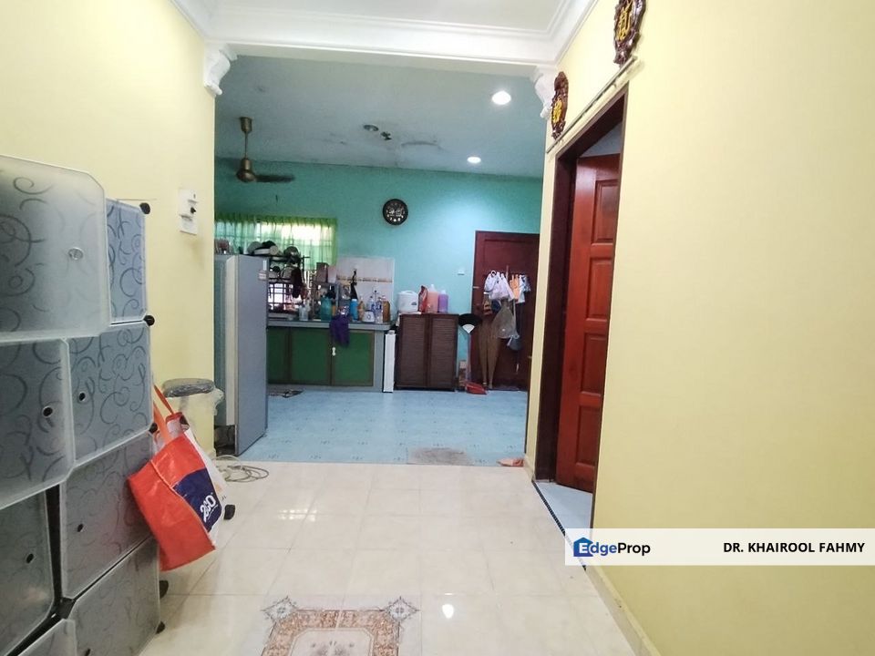 Taman Sri Lambak T6 Kluang Bungalow Single Storey Renovated, Johor, Kluang