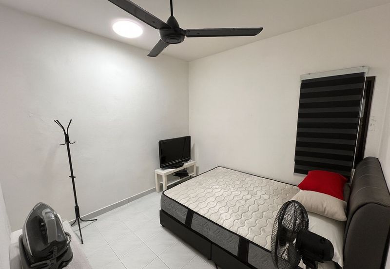 Taman Nesa Skudai Renovated Single Storey Terrace