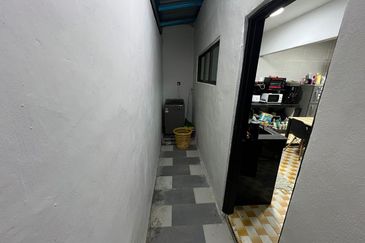 Taman Nesa Skudai Renovated Single Storey Terrace