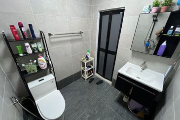 Taman Nesa Skudai Renovated Single Storey Terrace