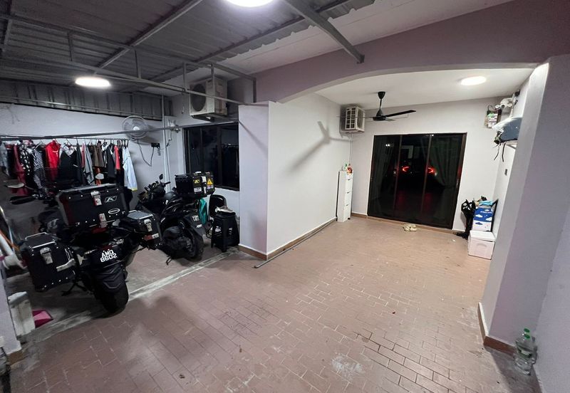 Taman Nesa Skudai Renovated Single Storey Terrace