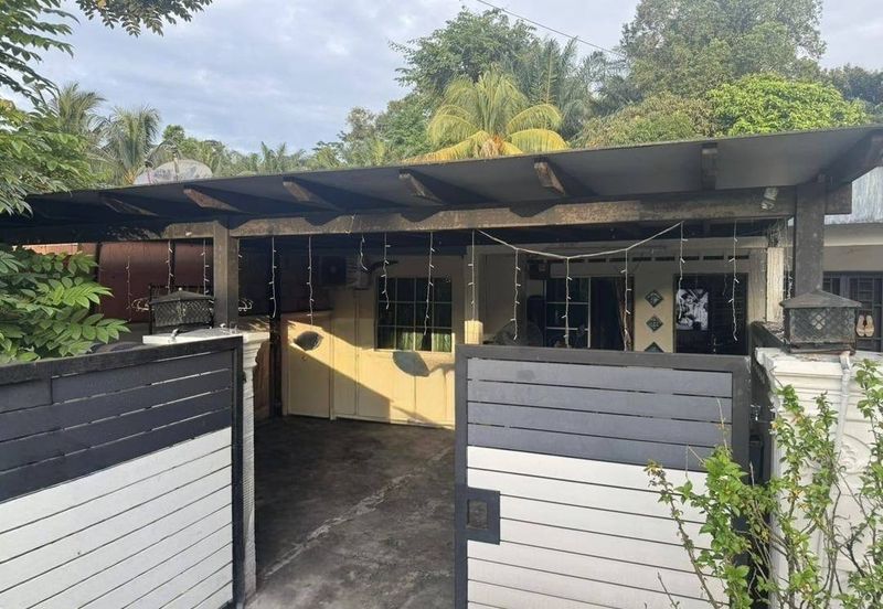 Taman Maju Jaya, Ulu Tiram