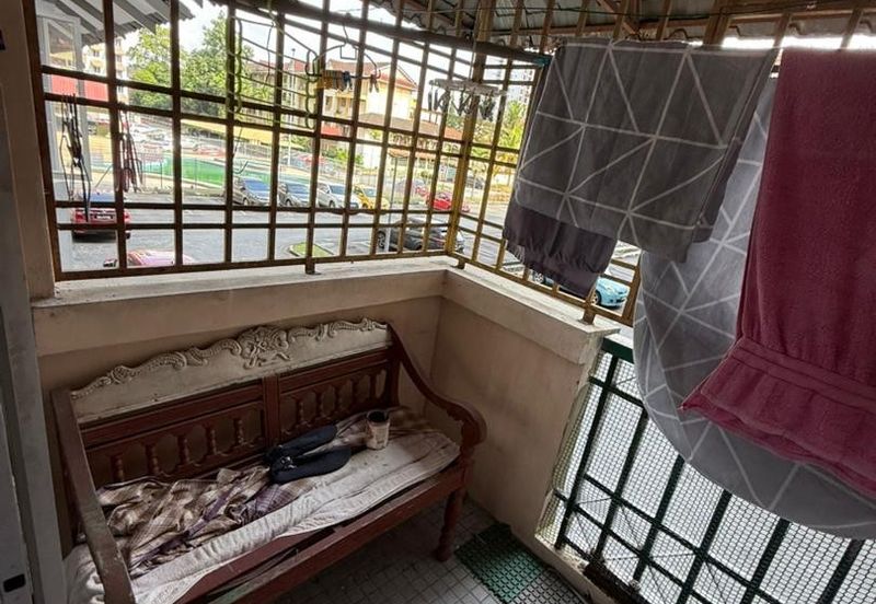 Apartment Bukit Saujana