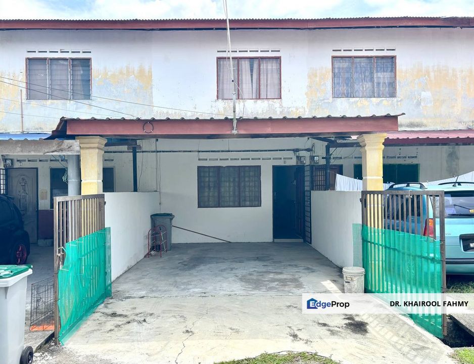 Taman Melewar Parit Raja Batu Pahat Double Storey Terrace, Johor, Parit Raja