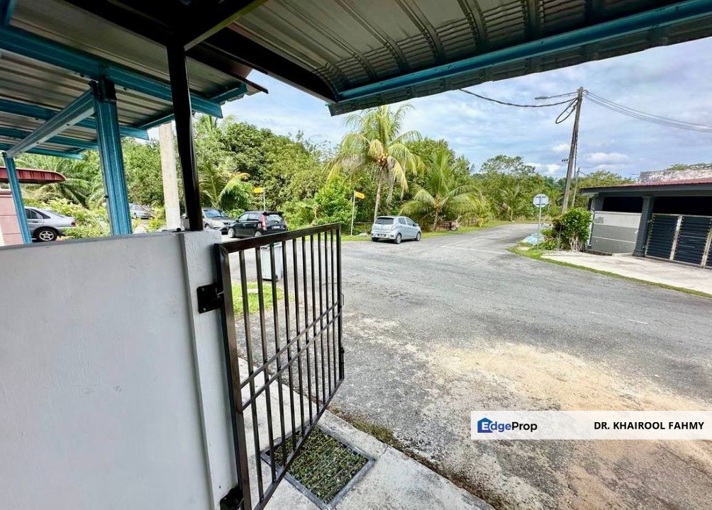 Taman Renggam Jaya Double Storey Terrace Simpang Renggam, Johor, Rengam