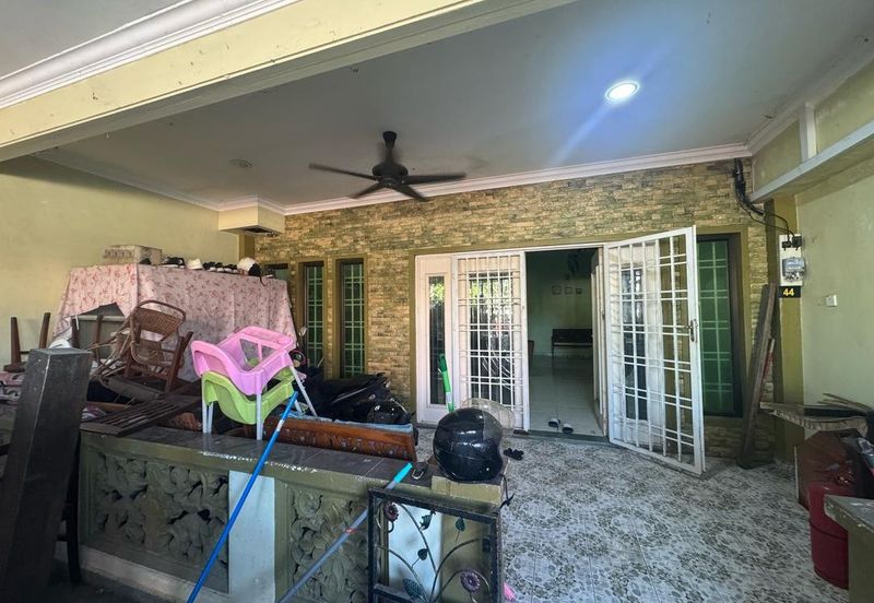 Taman Pasir Emas, Bukit Pasir