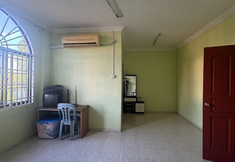 Taman Pasir Emas, Bukit Pasir