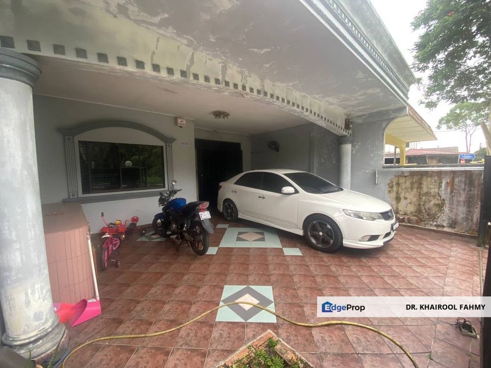 Taman Makmur (NON BUMI) Single Storey Terrace [OPEN FACING], Johor, Kulai