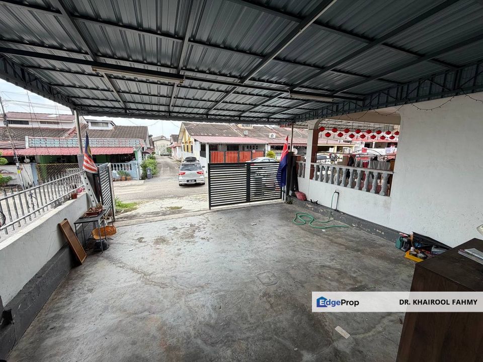 Tangkak Taman Tangkak Jaya Single Storey Terrace End Lot, Johor, Tangkak