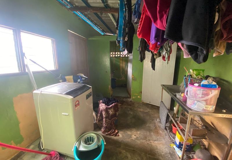 Kampung Kenangan Tun Dr Ismail