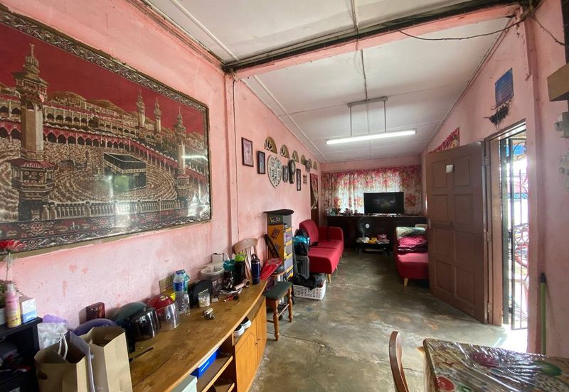 Kampung Kenangan Tun Dr Ismail