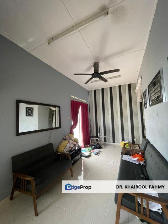Corner Lot Taman Pulai Emas Single Storey Terrace Renovated, Johor, Kangkar Pulai