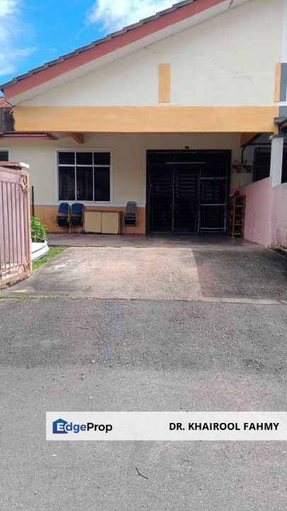 Taman Sri Impian Kluang Single Storey Terrace Big Size 1650Sqft, Johor, Kluang