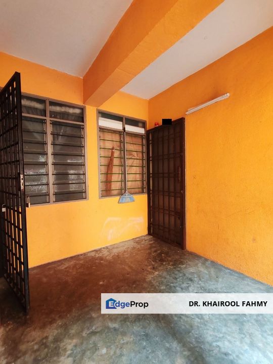 Flat Temenggong Indahpura Kulai (Level 2), Johor, Kulai