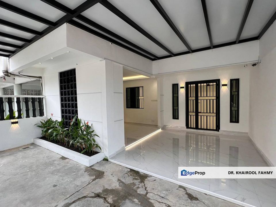 Taman Kluang Baru Fully Renovated Open Facing Double Storey Terrace, Johor, Kluang
