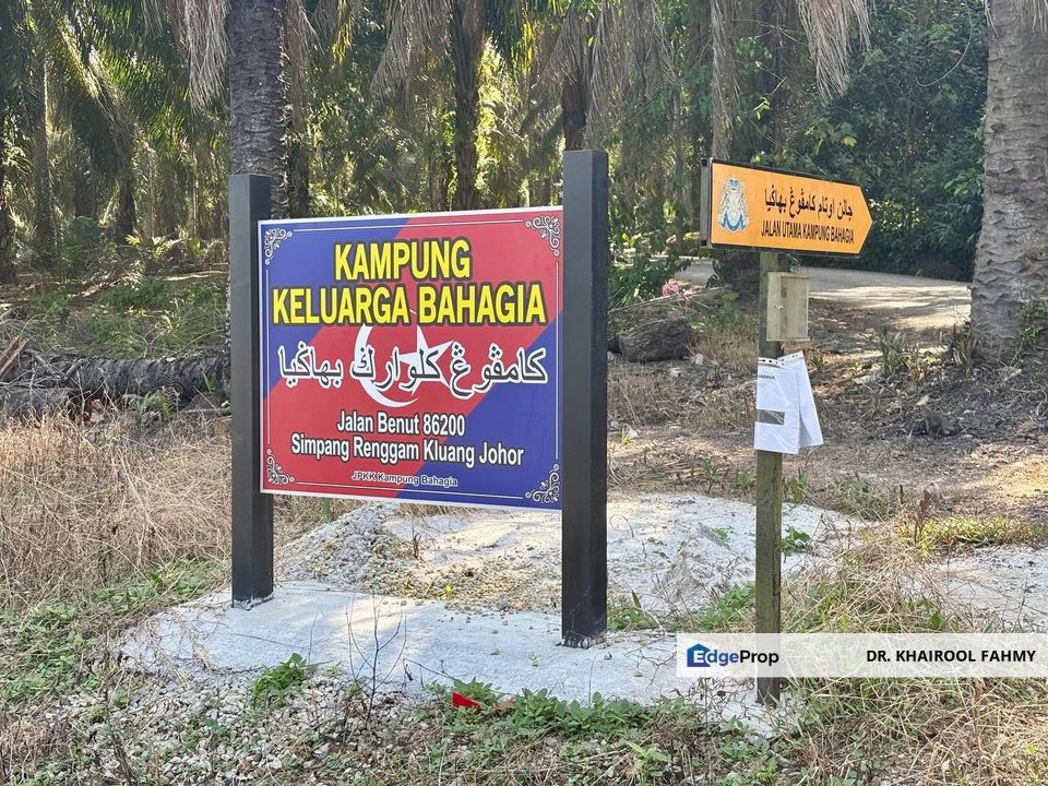Tanah Pertanian Kampung Keluarga Bahagia Simpang Renggam Tepi Jalan Utama, Johor, Kluang