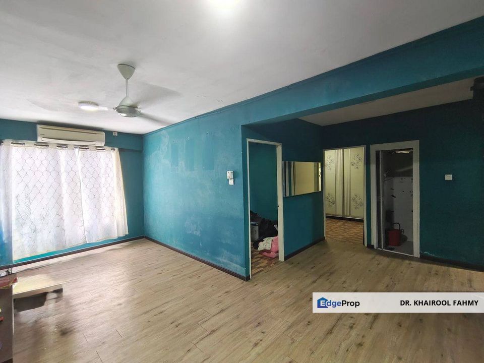 Flat Sri Lanang Desa Tebrau Level 2 Near TOPPEN/IKEA Tebrau, Johor, Johor Bahru