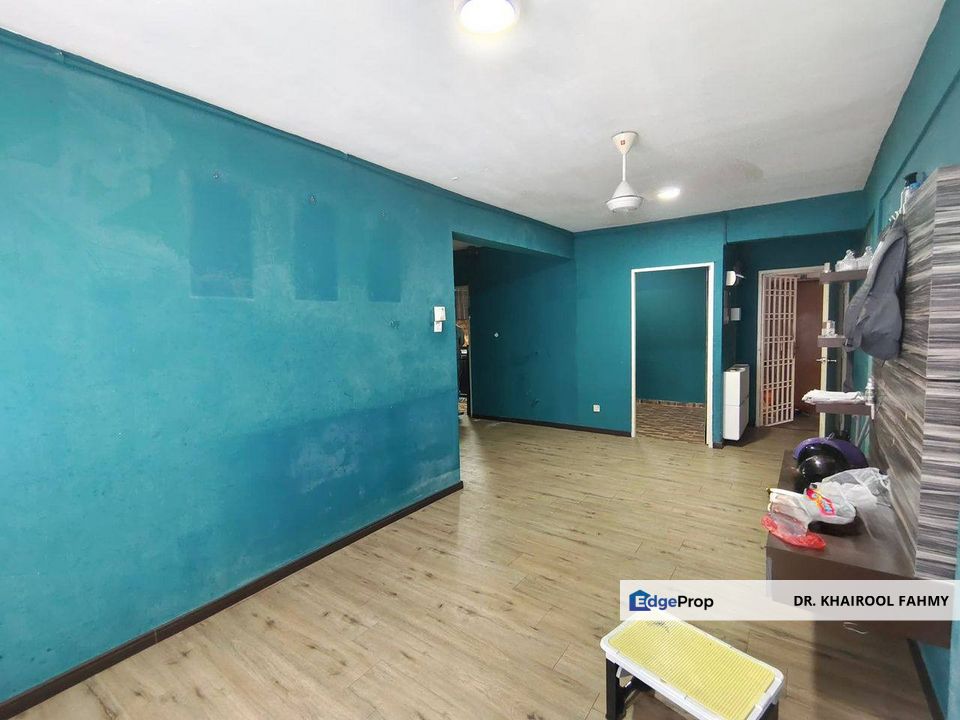 Flat Sri Lanang Desa Tebrau Level 2 Near TOPPEN/IKEA Tebrau, Johor, Johor Bahru