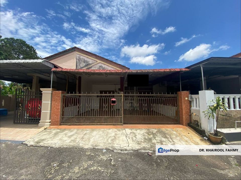 Bandar Putra Kulai Jalan Merak Single Storey Terrace Renovated, Johor, Kulai