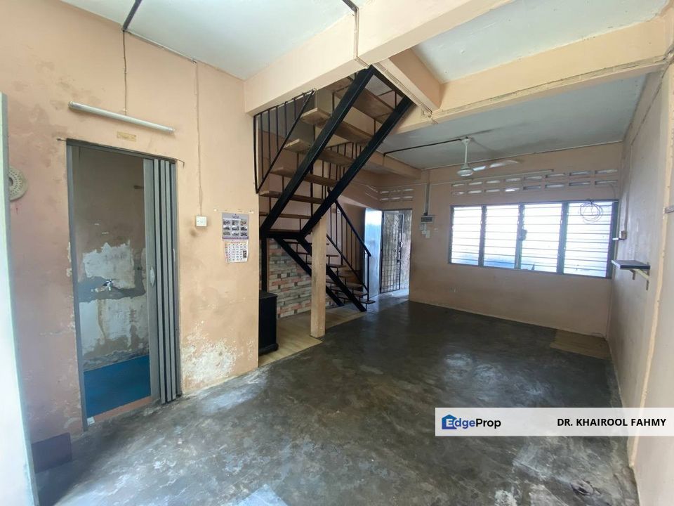 Kluang Taman Intan Double Storey Terrace, Johor, Kluang