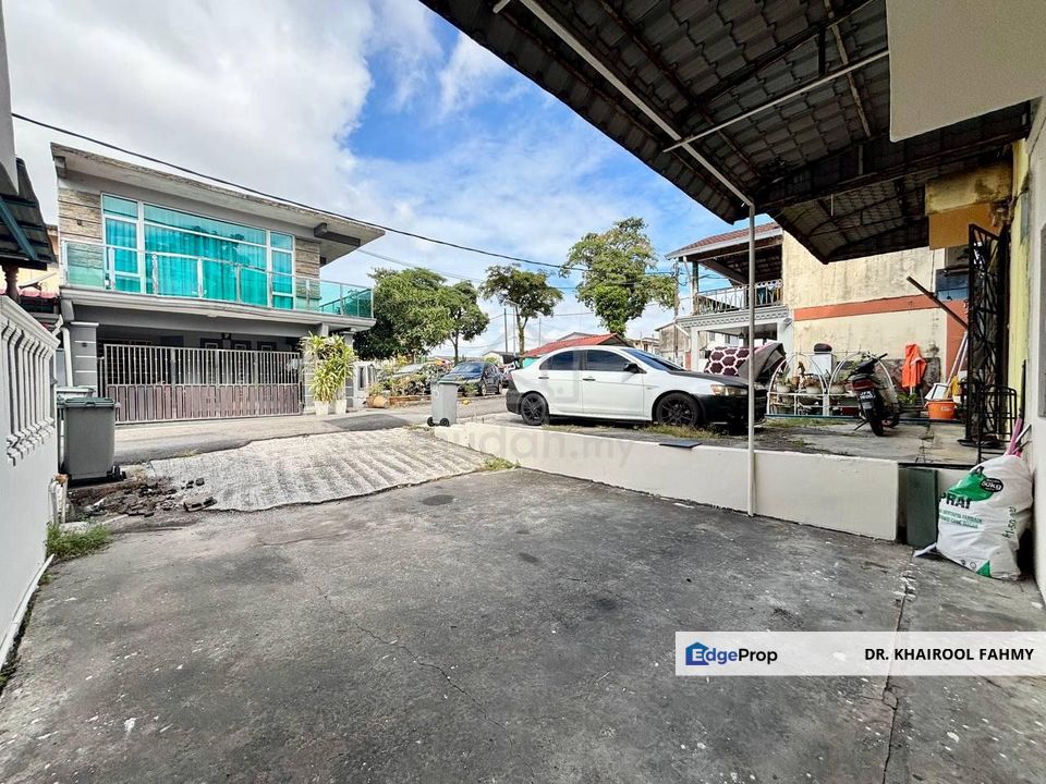 Taman Air Biru Pasir Gudang Double Storey Terrace, Johor, Pasir Gudang