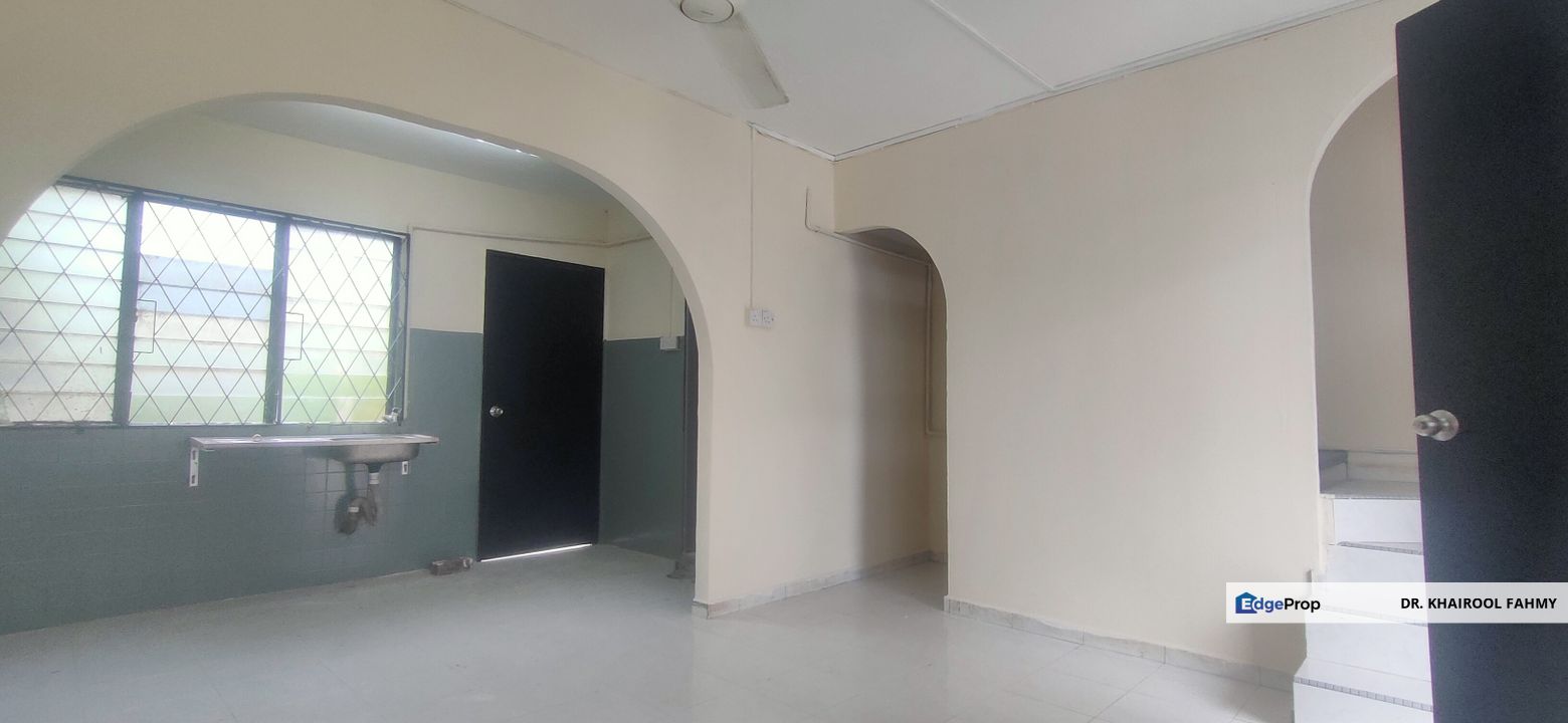 Taman Air Biru Pasir Gudang Double Storey Terrace, Johor, Pasir Gudang