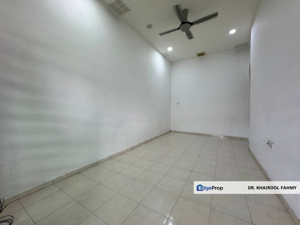 Muar Single Storey Terrace House Taman Sri Temenggong, Muar Johor, Johor, Muar