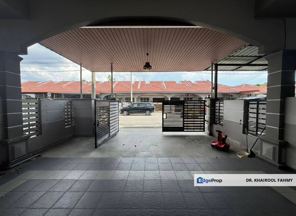 Muar Single Storey Terrace House Taman Sri Temenggong, Muar Johor, Johor, Muar