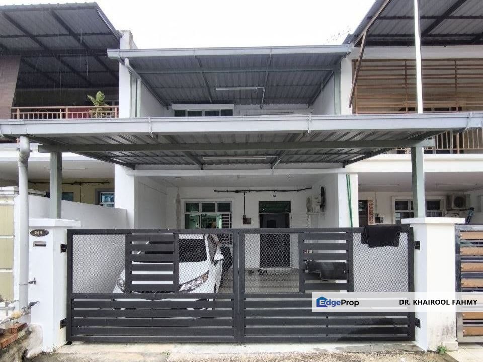 Taman Scientex Kulai 2 Double Storey Terrace Renovated, Johor, Kulai