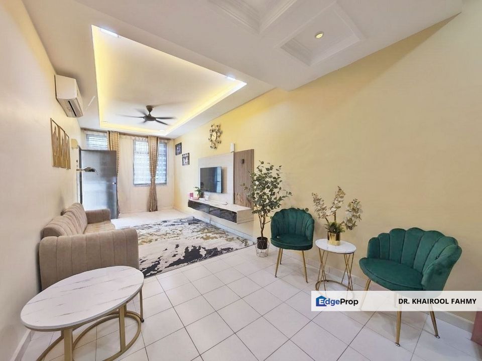 Fully Renovated Scientex Senai Town House, Johor, Senai