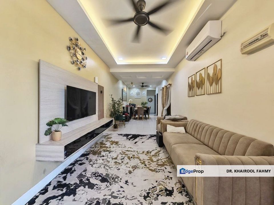 Fully Renovated Scientex Senai Town House, Johor, Senai