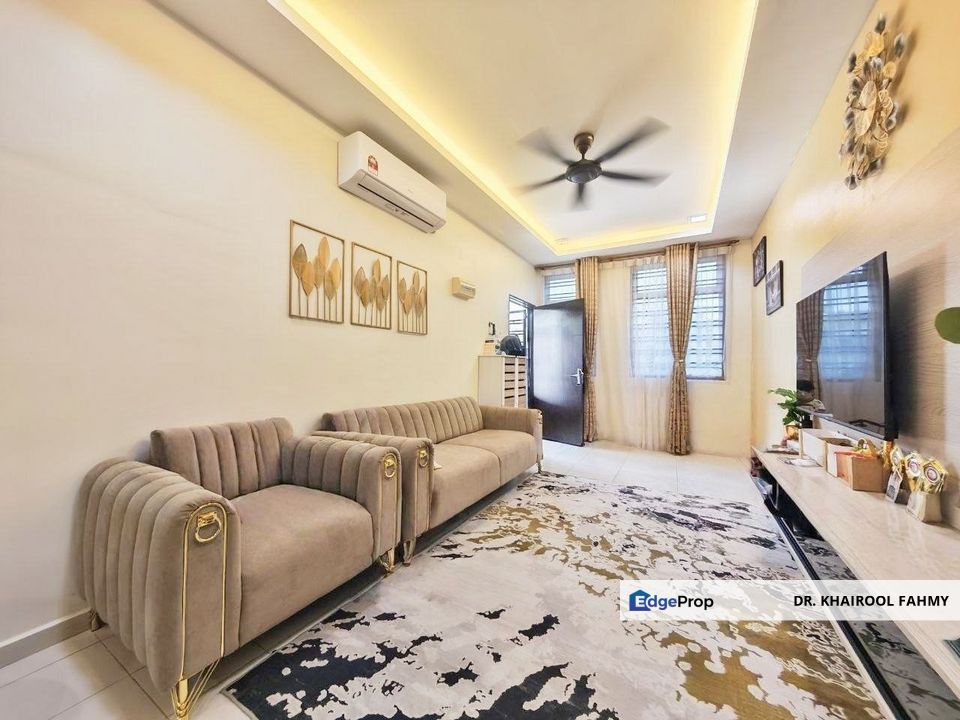 Fully Renovated Scientex Senai Town House, Johor, Senai