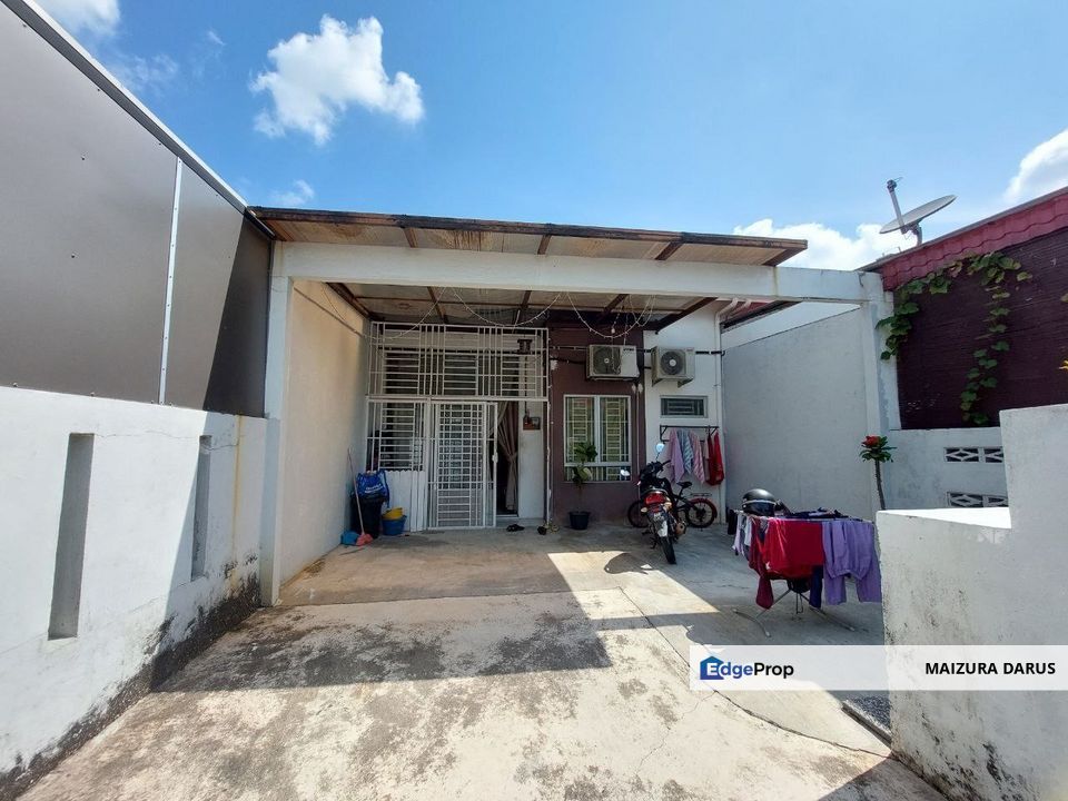 Single Storey Terrace Taman Idaman, Lorong Bani, Jalan Tanjung Resang, Seksyen 30, Shah Alam, Selangor, Shah Alam