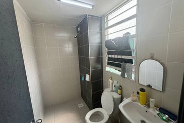 Puncak Hijauan (Hijauan Heights)