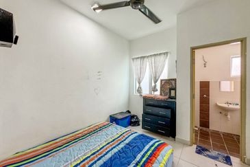 Taman Pelangi Semenyih 2