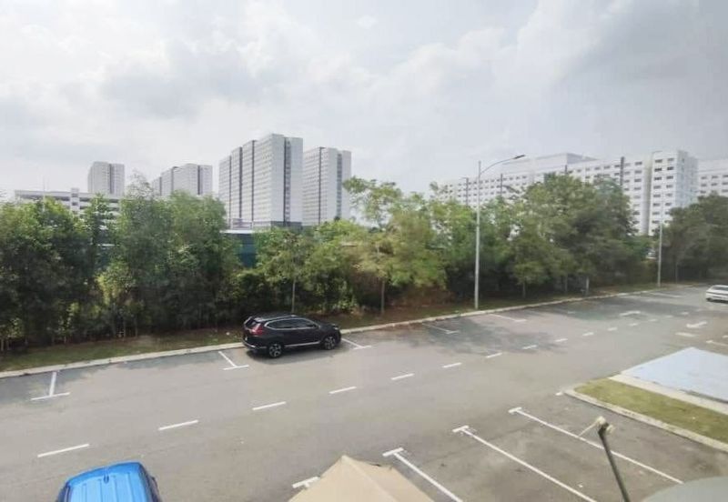 First Floor Ruang Pejabat / Shop Lot Melodi Eco Majestic, Semenyih