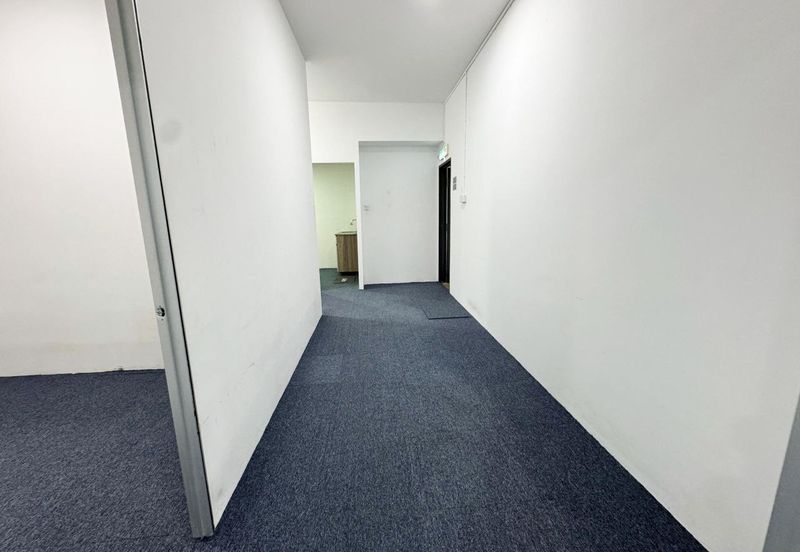 First Floor Ruang Pejabat / Shop Lot Melodi Eco Majestic, Semenyih