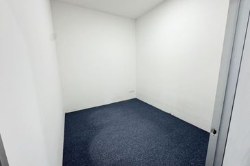 First Floor Ruang Pejabat / Shop Lot Melodi Eco Majestic, Semenyih