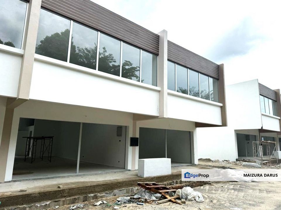 New Shop Lot Single Storey Bandar Tasik Kesuma, Beranang, Selangor, Semenyih