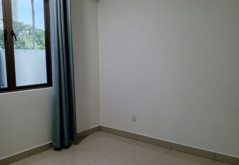 Lake Point Residence