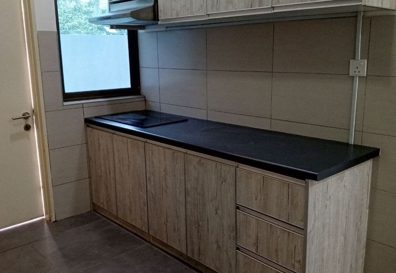 Lake Point Residence